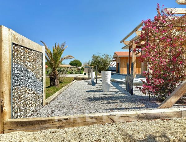 BIGANOS - Esprit bassin 180m² signés Atelier Ballion & Poisson