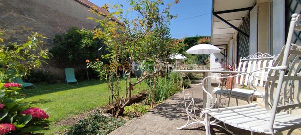 Vente Maison130 m² - 6 Pièces - MARSEILLE LES AUBIGNY (18320)