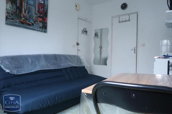 Appartement à louer 1 pièce 12.26m² Saint-Quentin (02100)