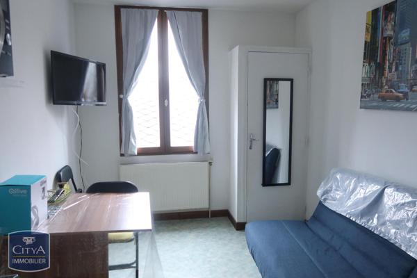 Appartement à louer 1 pièce 12.26m² Saint-Quentin (02100)