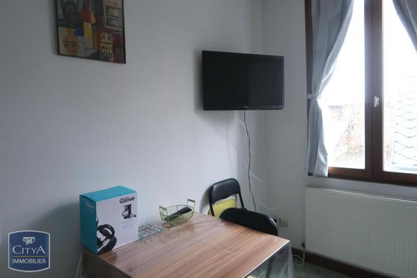 Appartement à louer 1 pièce 12.26m² Saint-Quentin (02100)