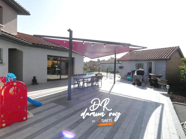 Magnifique maison de 175m², moderne, tout confort, piscine, garage, emplacement idéal