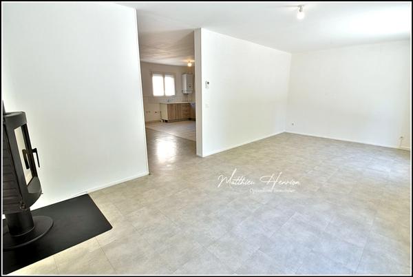 EN EXCLUSIVITÉ – Maison 3 chambres avec jardin et garage à Saint-Sébastien-de-Morsent