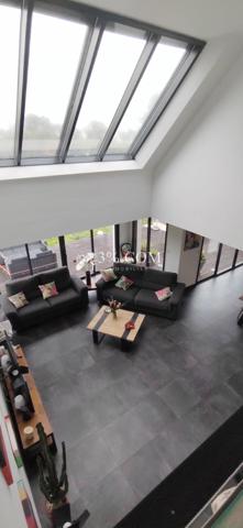 Maison 7 pièce(s) 4 chambre(s) 225 m²