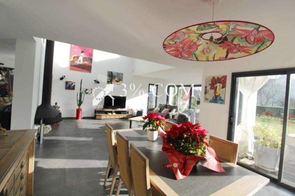 Maison 7 pièce(s) 4 chambre(s) 225 m²