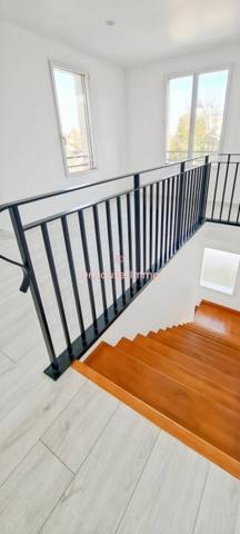 Maison à vendre 7 pièces de 225 m²