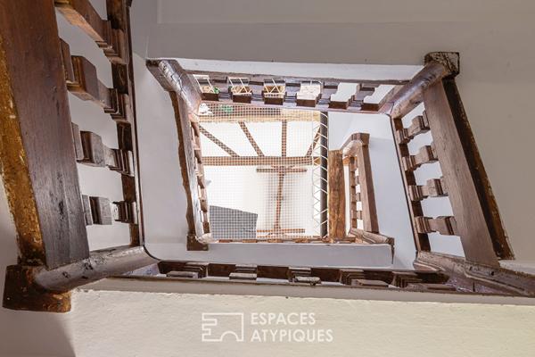 Belle maison du 17è siècle rénovée avec bâtisse en pierre idéale pour chambres d’hôtes ou maison de famille au coeur de la cité de Moncontour