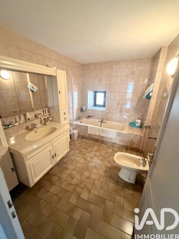Maison à vendre 7 pièces 153 m² Bruz