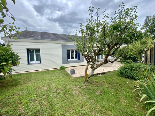 Maison aux volumes généreux proche des commodités