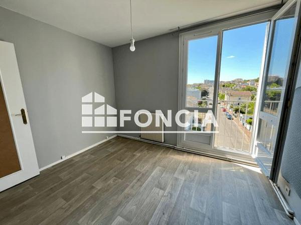 Location Appartement 3 pièces 67 m² - 33 RUE FARMAN Limoges 87000