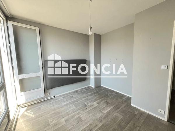 Location Appartement 3 pièces 67 m² - 33 RUE FARMAN Limoges 87000