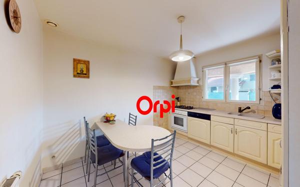 Maison à vendre    5 pièces • 105,70 m2 Vaulx-en-Velin