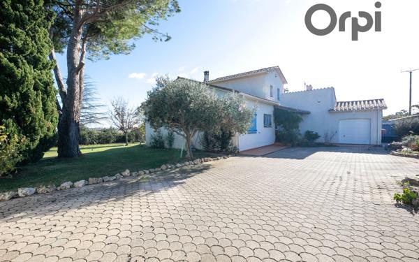 Maison à vendre    5 pièces •  Perpignan