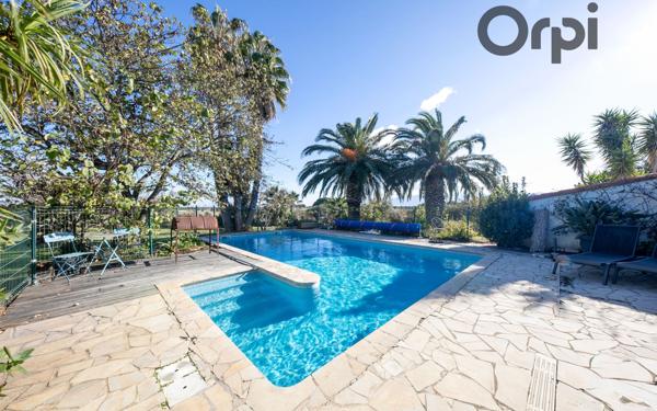 Maison à vendre    5 pièces •  Perpignan