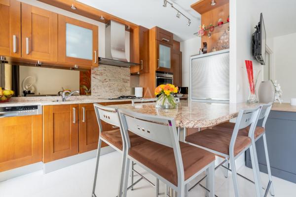 Seine Saint Denis (93) - Rosny sous bois - Appartement T3, terrasse, 2 garages