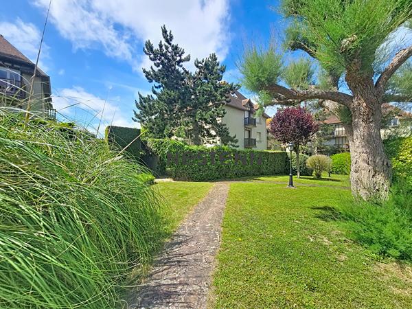 Rare à Ouistreham - Appartement avec jardin à 50m de la plage