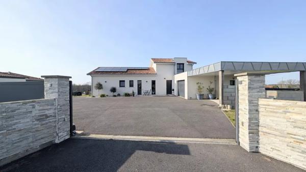 maison 5 pièces 148m² à vendre à Orthez