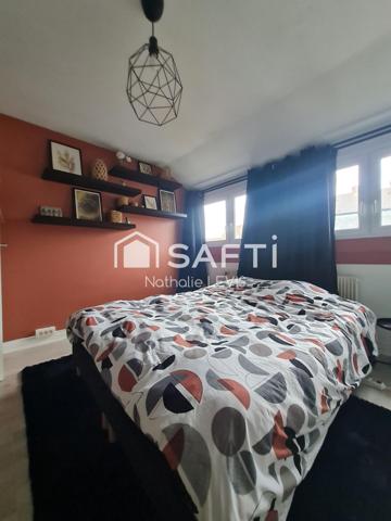 Coup de coeur assuré pour cette maison semi plain pied sur sous sol