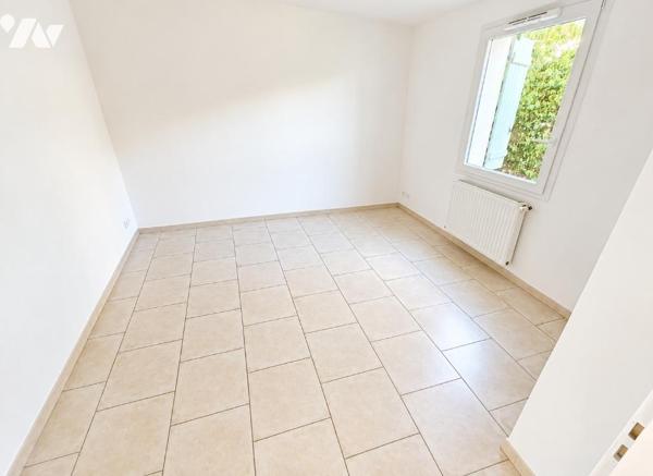 A VINEUIL- Maison familiale avec jardin et garage