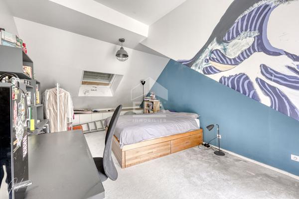 Maison de ville rénovée - 215 m² - Jardin paysagé - Terrasses - Garage