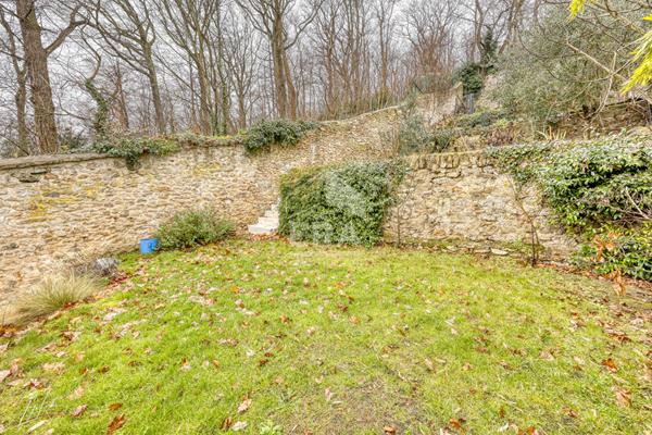 Maison de ville rénovée - 215 m² - Jardin paysagé - Terrasses - Garage