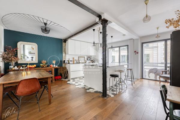 Maison de ville rénovée - 215 m² - Jardin paysagé - Terrasses - Garage