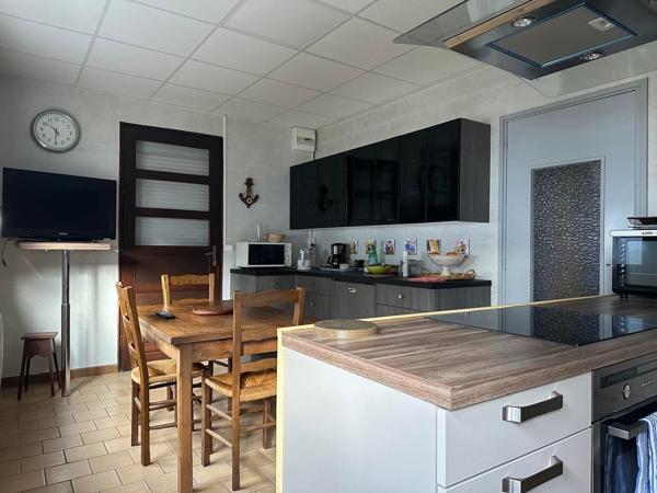 Vente Maison110 m² - 4 Pièces - AVESNES LE COMTE (62810)