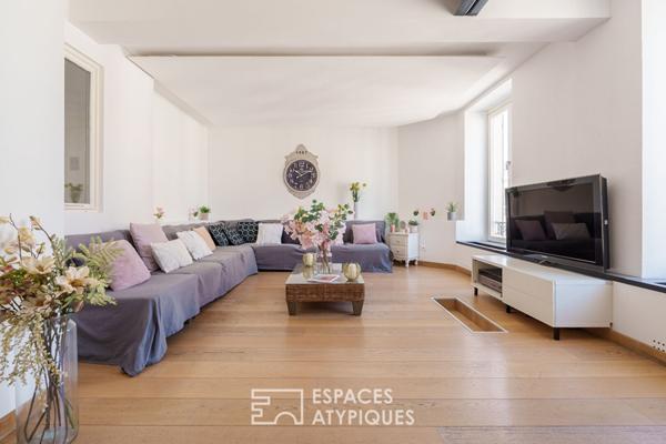 Duplex de caractère sous les toits en coeur de ville