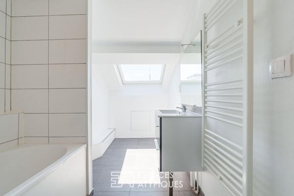 Duplex de caractère sous les toits en coeur de ville