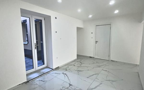 Appartement à vendre    3 pièces • 73 m2 Freyming-Merlebach