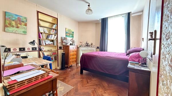 Maison 5 pièces 108m2 PESSAC Haut Brion vue exceptionnelle - Dépendances