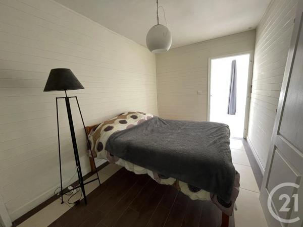 Maison à vendre  4 pièces - 96,95 m 2   CHAUMES EN RETZ  - 44