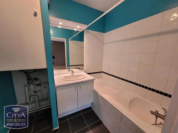 Appartement à louer 2 pièces 48.82m² Valenciennes (59300)