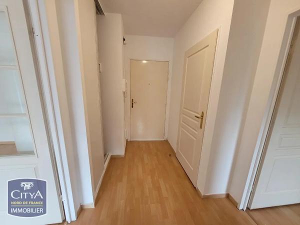 Appartement à louer 2 pièces 48.82m² Valenciennes (59300)