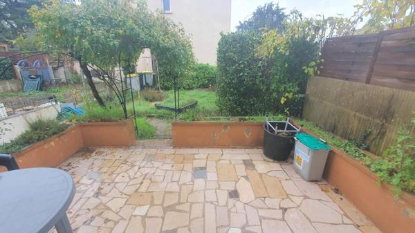 Maison Chenove 71 m²