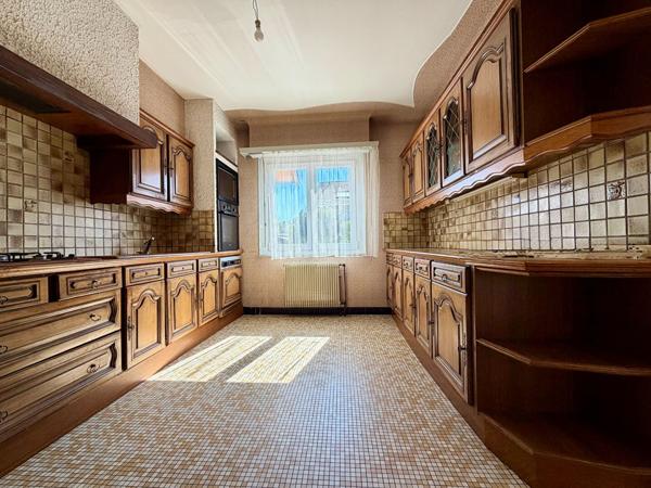 Maison à vendre à Bollwiller - 7 pièces, 142 m², fort potentiel à rénover