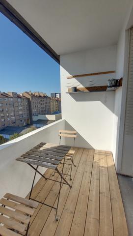 METZ GARE F3 MEUBLE AVEC BALCON
