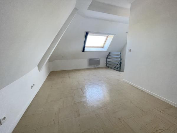 Duplex située au BORD D'ESSONNE - secteur calme