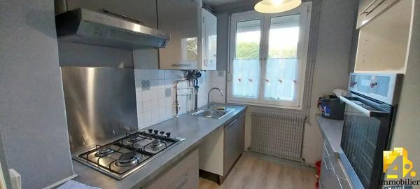 COMPIEGNE  APPARTEMENT 4 P (GARAGE)
