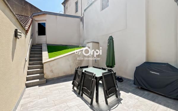 Maison à vendre    3 pièces •  Montluçon