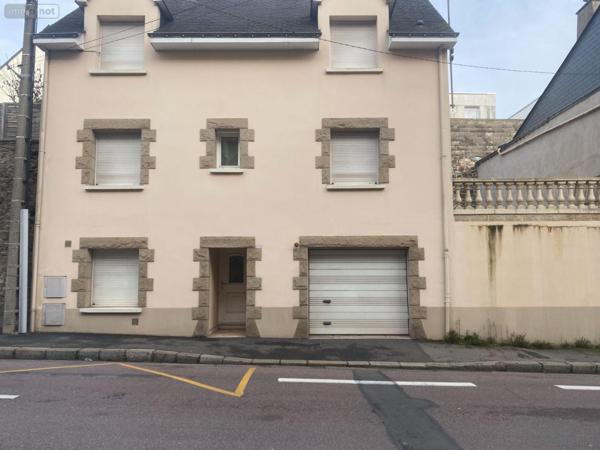 Maison de ville à vendre à Laval en Mayenne (53000), ref : 53047/155