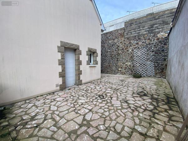 Maison de ville à vendre à Laval en Mayenne (53000), ref : 53047/155