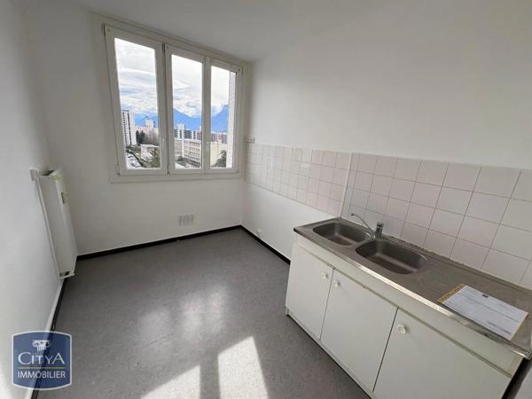 Appartement à louer 1 pièce 27.72m² Le Pont-de-Claix (38800)