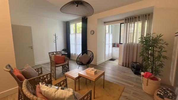 Local professionnel
                                                                                                                                                                                                                                                                                                                                                                                                                                            35  m²