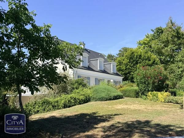 Maison à vendre 8 pièces 203m² Sainte-Maure-de-Touraine (37800)