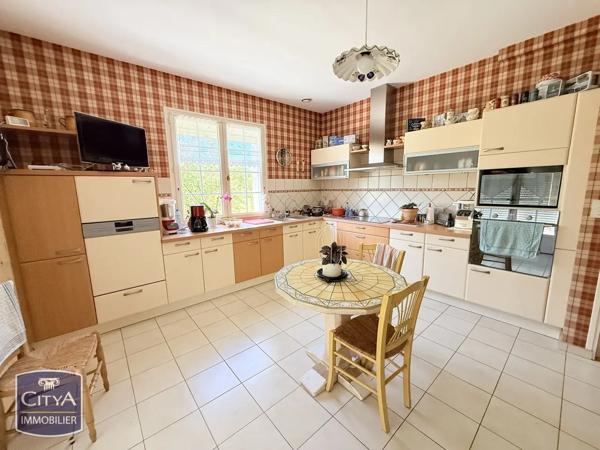 Maison à vendre 8 pièces 203m² Sainte-Maure-de-Touraine (37800)