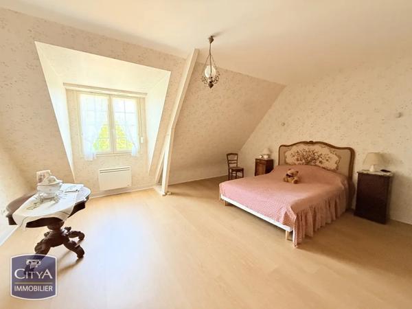 Maison à vendre 8 pièces 203m² Sainte-Maure-de-Touraine (37800)