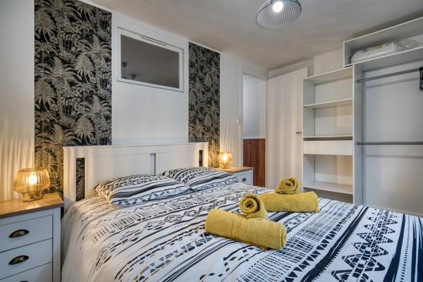 CONCARNEAU LE PASSAGE – T2 Meublé 53 m² – Terrasse 15 m² – Bureau