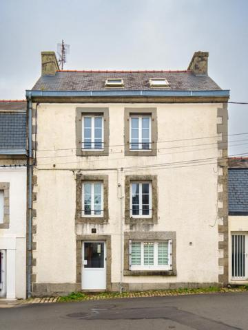 CONCARNEAU LE PASSAGE – T2 Meublé 53 m² – Terrasse 15 m² – Bureau