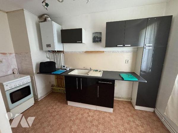 A VENDRE, Gironde, proche Bordeaux, TALENCE, rue Lafitte, dans un petit immeuble des années 60 ...